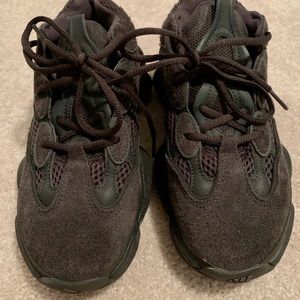 *SOLD ON MERCARI* Yeezy 500 ‘Utility Black’